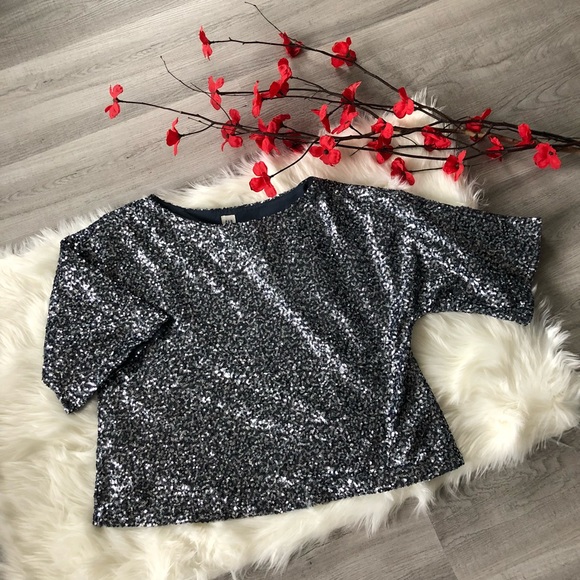 GAP Tops - GAP sequin kimono party top